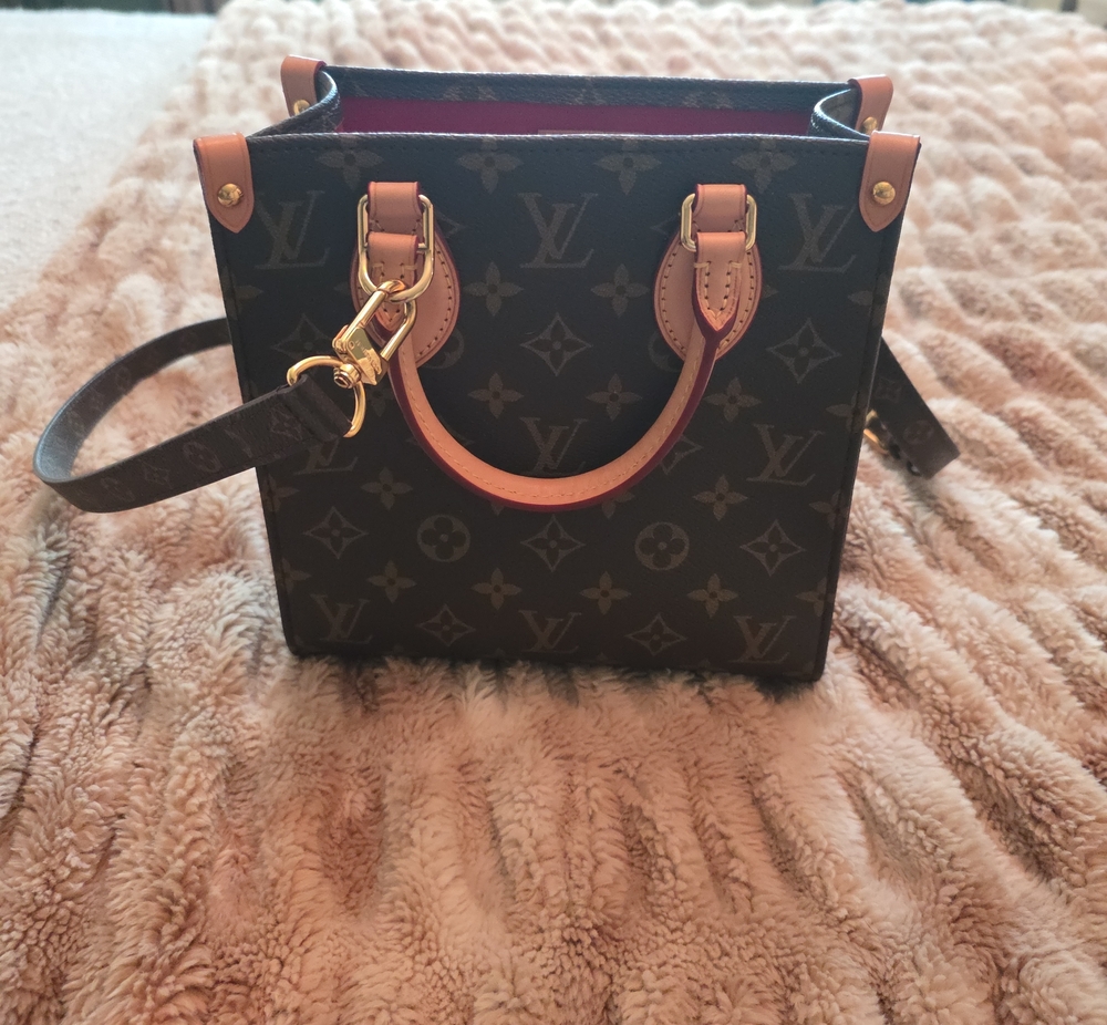 Louis Vuitton Petit Sac Plat Monogram Canvas